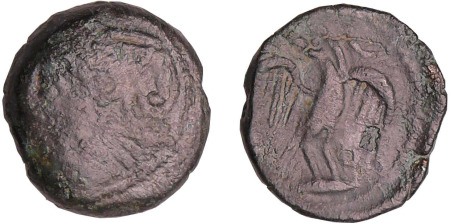 Carnutes - Bronze lourd à l'aigle et au croissant (52 av. J.-C.)