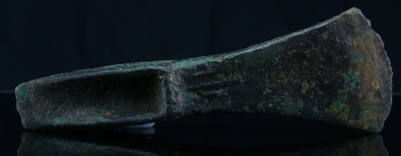 Age du bronze - Hâche à talon - 3000 / 1000 av. J.-C.