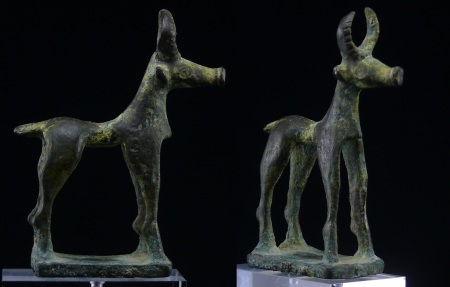 Egypto-Phénicien - Cervidé en bronze - 1000 av. J.-C.