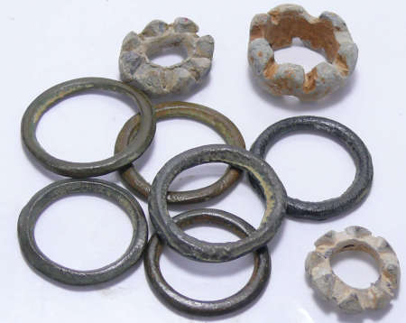 Celtique - Lot de 9 rouelles en plomb et en bronze 200 / 100 av. J.-C.