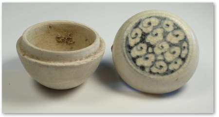 Vietnam - Dynastie Ming - Boite à parfum - XVème siècle